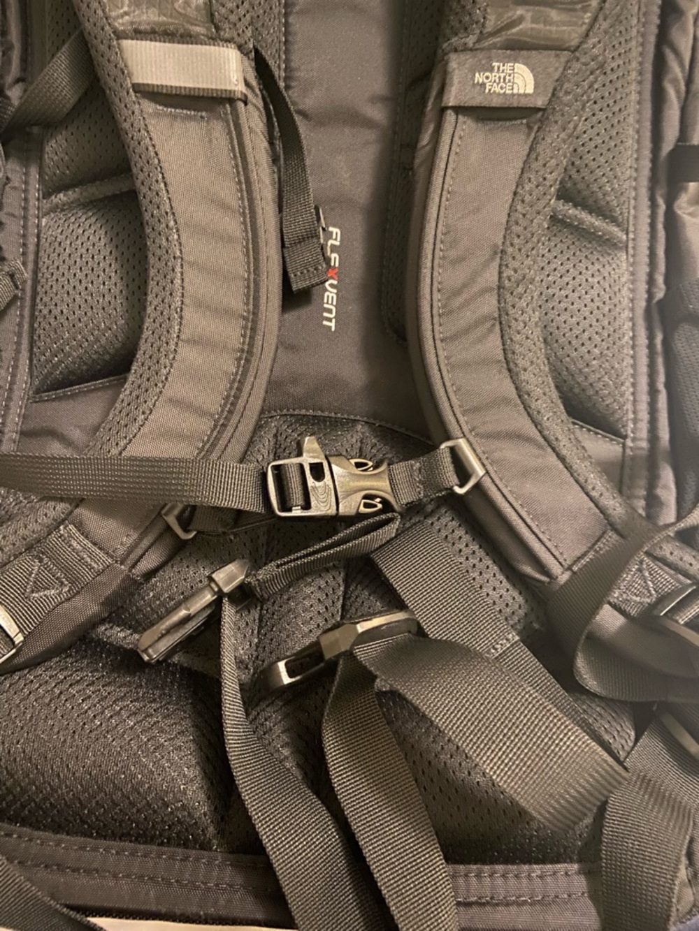 The North Face Black Recon Backpack - Picture 6 of 8